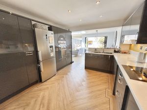 Photo 14- click for photo gallery